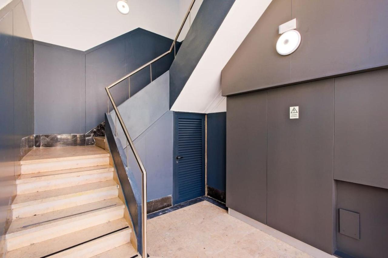 Lovely Fully Equipped Near Subway N3 Lejlighed *