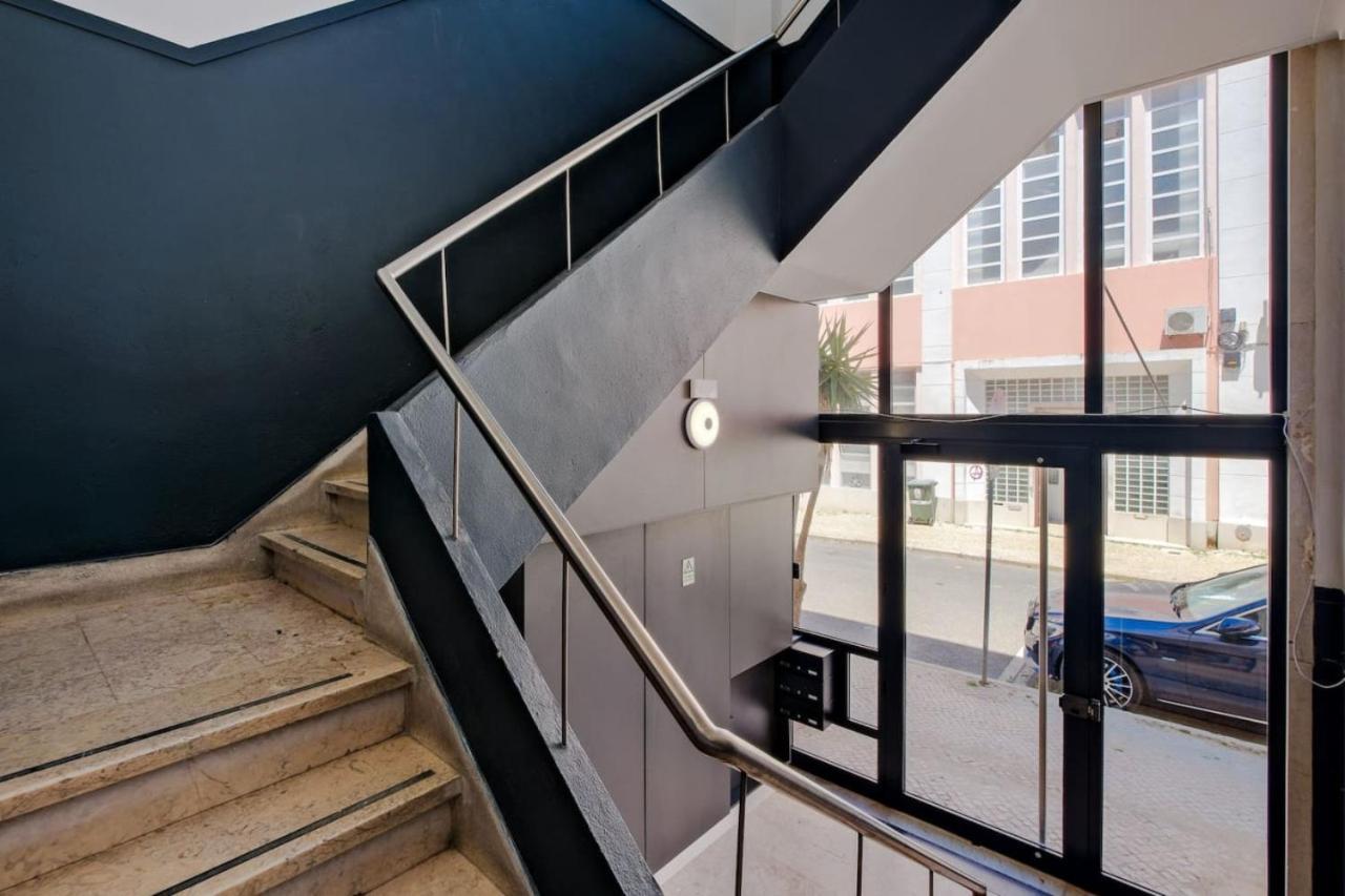 Lovely Fully Equipped Near Subway N3 Lejlighed *